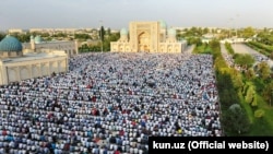 Uzbekistan - The Mosque "Hazrati imom" in Tashkent