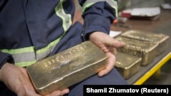 Кумтөрдүн алтыны, архивдик сүрөт.