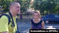 Олег Воротников и его жена на велосипедной прогулке