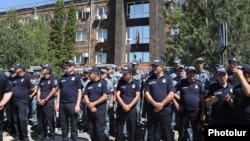 Armenia - Riot police are deployed outside a court building in Yerevan during a hearing on businessman Samvel Karapetian's arrest, June18, 2025.