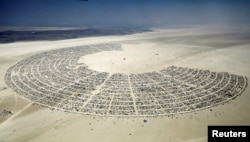 Агульны выгляд месца правядзеньня Burning Man у пустыні Блэк Рок, Нэвада, ЗША