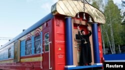 Современные богослужения эволюционируют и идут в ногу со временем