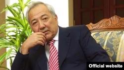 Мираброр Усманов.