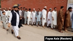 Пешавар шаарындагы добуш берүү. 25-июль,  2018-жыл. 