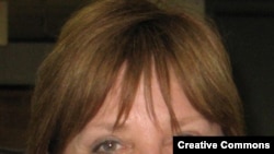 Американская писательница Нора Робертс. <a href = "http://en.wikipedia.org/wiki/Image:NoraRoberts.jpg" target=_blank>Photo Dev Librarian. Wikipedia</a>