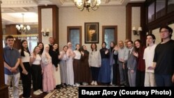 Татарстан һәм Башкортстан студентлары Искешәһәр мэры белән