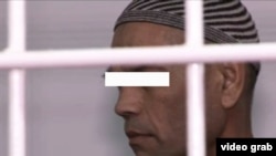 Муҳокимаи як узви Ҳизби таҳрир дар Хуҷанд. Акс аз бойгонӣ