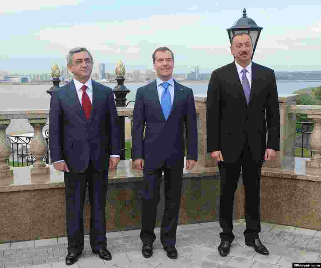 Россия -- Трехсторонняя встреча президентов России, Армении и  Азербайджана в Казани, 24 июня 2011