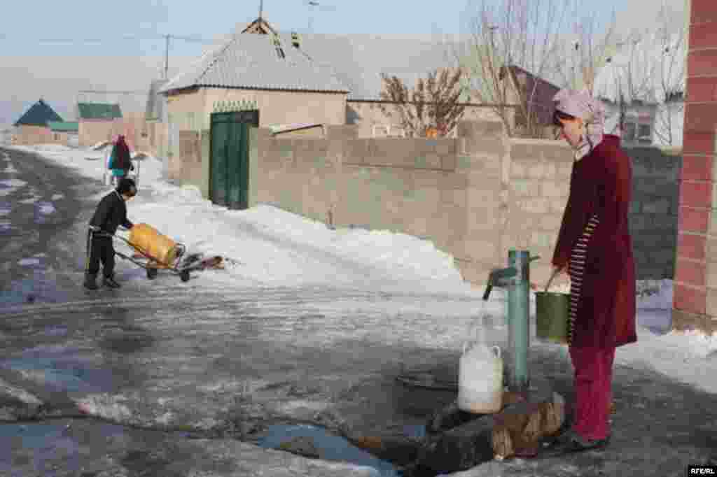 Бишкекские новостройки зимой #7