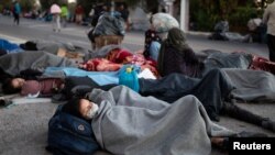 شماری از پناهجویان در کمپ موریا واقع در یونان. عکس از آرشیف September 10, 2020