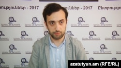 «Իրազեկ քաղաքացիների միավորում» կազմակերպության նախագահ Դանիել Իոաննիսյանը լրագրողների հետ հանդիպմանը: 24-ը մարտի, 2017 թ․