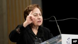 Ширин Ибодӣ