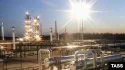 Юридическое оформление понадобилось, чтобы не было вопросов, почему монополия не допускает к своим трубам независимых экспортеров