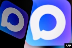 Кремль намагається змусити всіх перейти на месенджер MAX