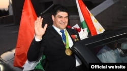 Дилшод Назаров