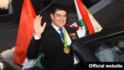 Дилшод Назаров 