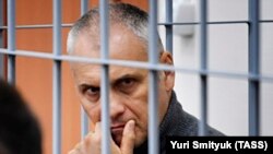 Экс-губернатор Сахалинской области Александр Хорошавин в суде (архивное фото)