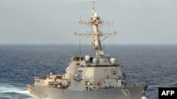 "Мейсон" эсминеци.