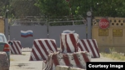 Даромадгоҳи пойгоҳи 201-уми Русия. Акс аз бойгонӣ