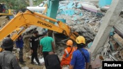 Ինդոնեզիա - Որոնողափրկարարական աշխատանքները աղետի վայրում, 15-ը հունվարի, 2021թ․