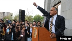 Раффи Ованнисян (архивная фотография)