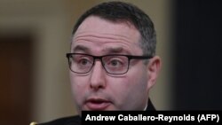 ԱՄՆ - Փոխգնդապետ Ալեքսանդր Վինդմանը Կոնգրեսի Ներկայացուցիչների պալատի հանձնաժողովում, Վաշինգտոն, 19-ը նոյեմբերի, 2019թ․