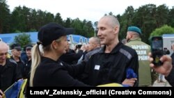 Вызваленыя з расейскага палону ўкраінскія вайскоўцы. 20 чэрвеня 2025 году