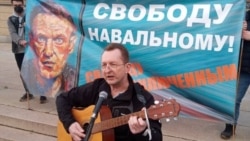 Сергей Ирюпин на митинге в поддержку Алексея Навального в Праге