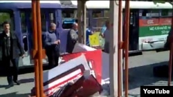 На месте взрыва в Днепропетровске. 27 апреля  2012 г