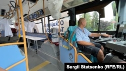 Експеримент із вакцинуванням у автобусі продовжиться щонайменше місяць