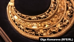 Скіфська пектораль. Оригінал в Музеї історичних коштовностей України. Київ, 2021 рік
