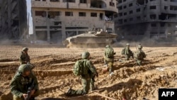 Газа тилкесиндеги Израилдин аскерлери, 7-декабрь 2023-жыл.