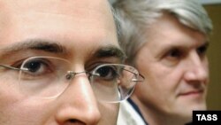 На судебные слушания по делу Ходрковского и Лебедева в Читу приезжает руководитель следственной группы Валерий Алышев