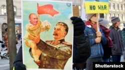 Антивоенный митинг в Стокгольме