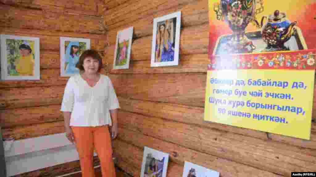 Чәйханәдә Фәүзия Марганова фотокүргәзмәсе 