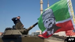 Зачем вообще нужны чеченские и осетинские добровольцы на юго-востоке Украины – это уже отдельная тема. Но Кадыров совсем не против и далее играть роль пугала для новых киевских властей