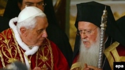 С греческим патриархом диалог у Ватикана уже налажен. В Москве понтифика пока не ждут