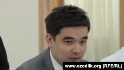 "Straus house" tuyaqush shirkati rahbari Ibrohim Isroilov odamlarga 8 milliard so‘mdan ko‘proq zarar yetkazganlikda ayblanmoqda.