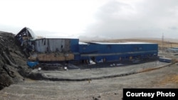 Кумтөр ишканасынын унаа тейлөө бөлүмү