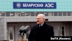 Лидер Беларуси Александр Лукашенко на церемонии запуска первого блока АЭС. Островец, 7 ноября 2020 года