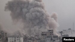 Գազա, պայթյունից հետո Գազայում ծուխ է բարձրանում, 5-ը հոկտեմբերի, 2025թ.