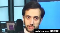 Դանիել Իոաննիսյանը «Ազատության» ստուդիայում, արխիվ: