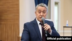  Болотбек Купешов