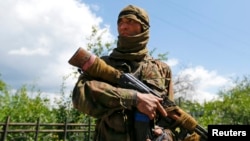 Украинадагы өзбек согушкери Бактияр. Сиверск, 22-июнь, 2014-жыл. 
