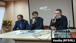 Чарада катнашучылар. Сулдан: Алексей Златкин, Фәрит Зәкиев, Руслан Зиннәтуллин