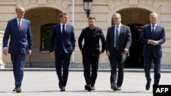 Лідэры ​​Нямеччыны, Францыі, Украіны, Вялікай Брытаніі й Польшчы на сустрэчы ў Кіеве 10 траўня 2025 году