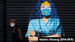 Голова ООН попередив, що соціальний й економічний вплив пандемії – «величезний і зростає», і що будь-яка вакцина не зітре шрамів, які можуть залишатися протягом років