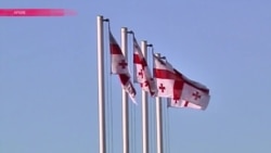 Чаро артиши Гурҷистон аз хидмати ҳатмӣ даст мекашад?