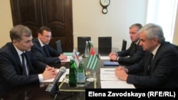 Владислав Сурков и Рауль Хаджимба, 2016 год