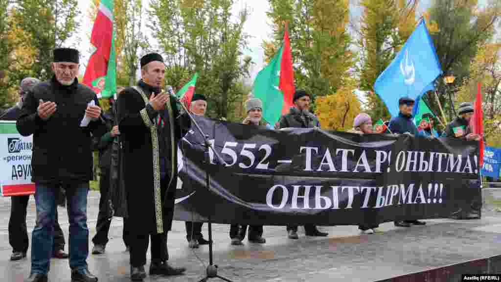 Шәһитләр рухына дога